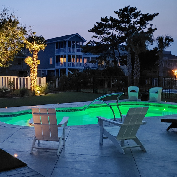 pool area lighting done by a outdoor landscape lighting company